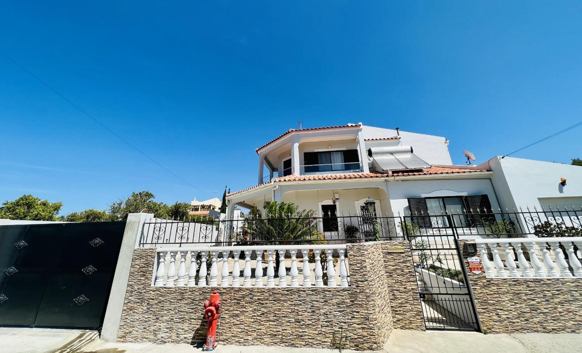 Charming 5 Bed Private Villa - Quarteira Buitenkant foto